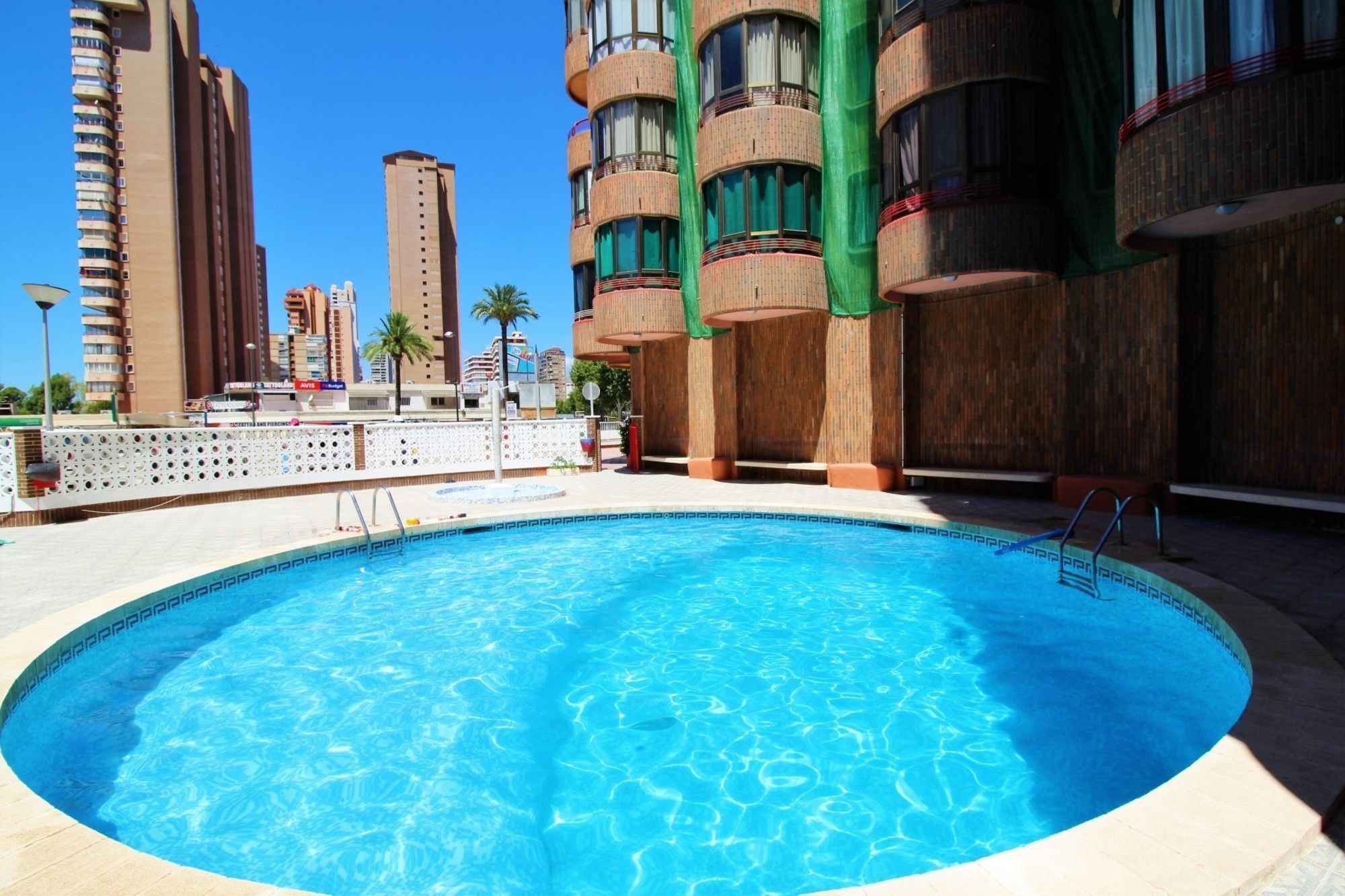 Apartment Coblanca V 15 - 4 *